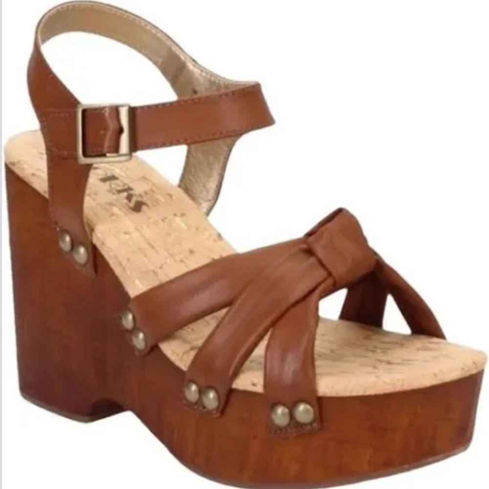 Korks Dawson Sedge Sandals! So comfortable and cute! Size 9 Brown.